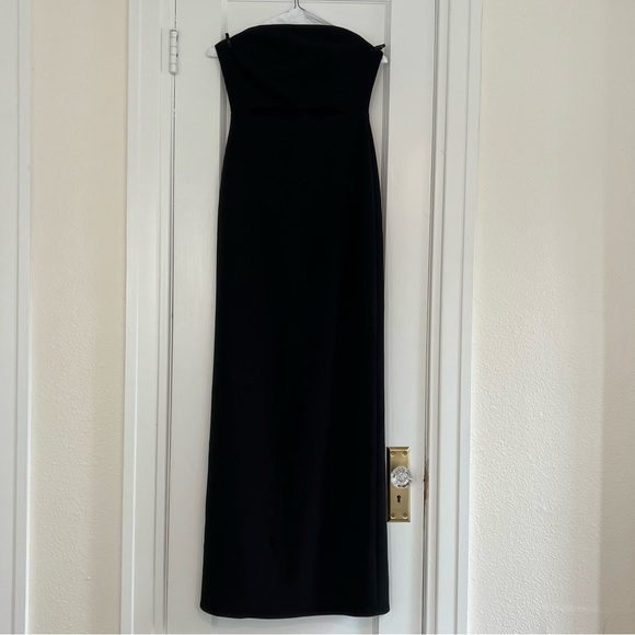 Revolve Raine Maxi - Picture 6 of 6